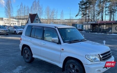 Mitsubishi Pajero iO, 2001 год, 400 000 рублей, 2 фотография