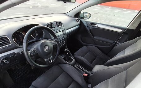 Volkswagen Golf VI, 2010 год, 790 000 рублей, 8 фотография