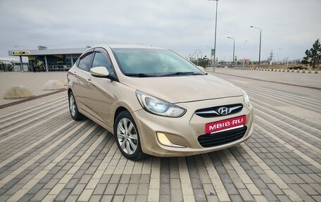 Hyundai Solaris II рестайлинг, 2012 год, 735 000 рублей, 8 фотография