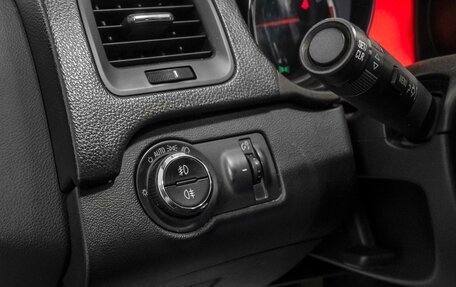 Opel Insignia II рестайлинг, 2013 год, 1 495 000 рублей, 13 фотография