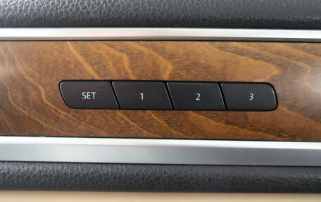 Volkswagen Touareg III, 2011 год, 2 349 000 рублей, 27 фотография