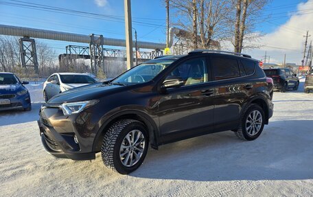 Toyota RAV4, 2018 год, 2 580 000 рублей, 4 фотография