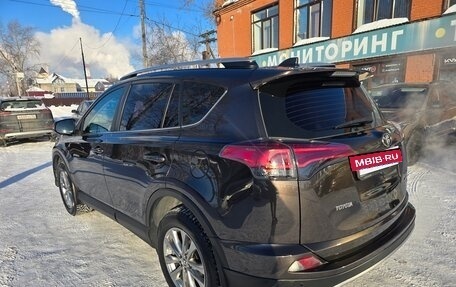 Toyota RAV4, 2018 год, 2 580 000 рублей, 23 фотография