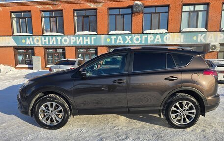 Toyota RAV4, 2018 год, 2 580 000 рублей, 28 фотография