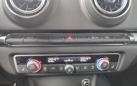 Audi A3, 2018 год, 1 922 000 рублей, 23 фотография