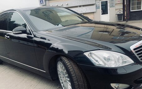 Mercedes-Benz S-Класс, 2008 год, 990 000 рублей, 3 фотография
