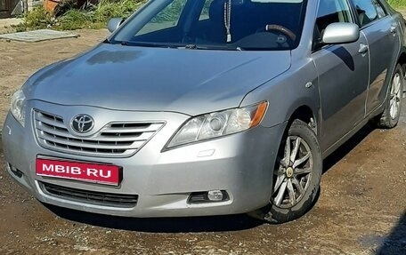 Toyota Camry, 2007 год, 950 000 рублей, 1 фотография