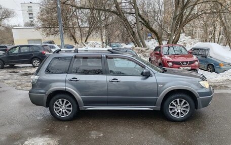 Mitsubishi Outlander III рестайлинг 3, 2005 год, 750 000 рублей, 5 фотография
