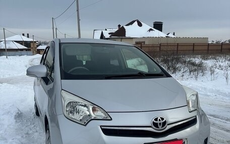 Toyota Ractis II, 2013 год, 1 100 000 рублей, 1 фотография