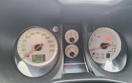 Mitsubishi Outlander III рестайлинг 3, 2005 год, 750 000 рублей, 13 фотография