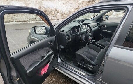 Mitsubishi Outlander III рестайлинг 3, 2005 год, 750 000 рублей, 14 фотография