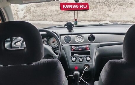 Mitsubishi Outlander III рестайлинг 3, 2005 год, 750 000 рублей, 17 фотография