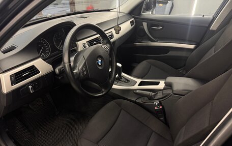 BMW 3 серия, 2011 год, 1 290 000 рублей, 26 фотография