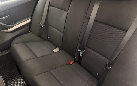 BMW 3 серия, 2011 год, 1 290 000 рублей, 33 фотография