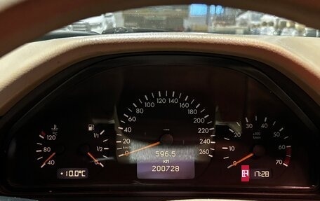 Mercedes-Benz E-Класс, 1999 год, 1 000 000 рублей, 14 фотография