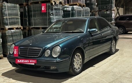 Mercedes-Benz E-Класс, 1999 год, 1 000 000 рублей, 24 фотография