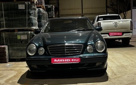 Mercedes-Benz E-Класс, 1999 год, 1 000 000 рублей, 23 фотография