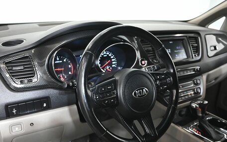 KIA Carnival III, 2020 год, 3 500 000 рублей, 15 фотография