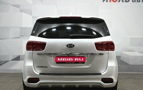 KIA Carnival III, 2020 год, 3 500 000 рублей, 5 фотография