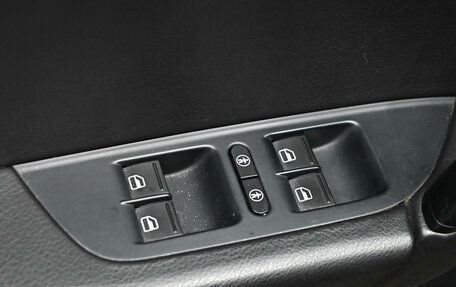 Volkswagen Touareg III, 2011 год, 2 050 000 рублей, 13 фотография