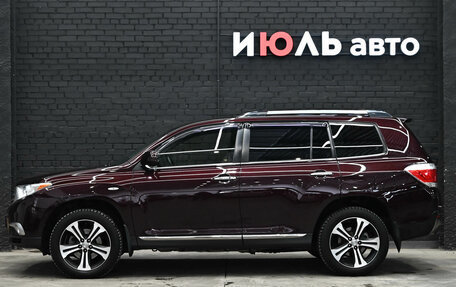 Toyota Highlander III, 2012 год, 2 340 000 рублей, 8 фотография