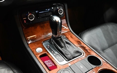 Volkswagen Touareg III, 2011 год, 2 050 000 рублей, 15 фотография