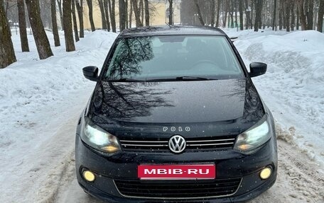 Volkswagen Polo VI (EU Market), 2013 год, 550 000 рублей, 2 фотография