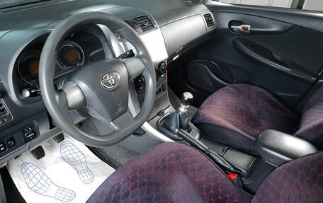 Toyota Corolla, 2012 год, 1 069 000 рублей, 8 фотография