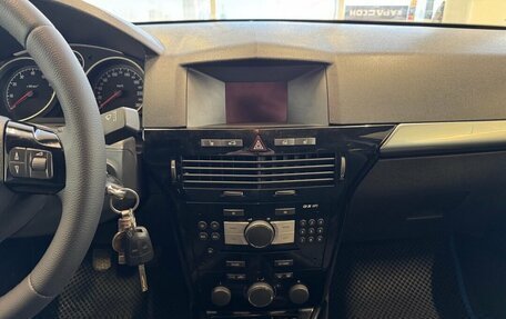 Opel Astra J, 2014 год, 645 000 рублей, 12 фотография