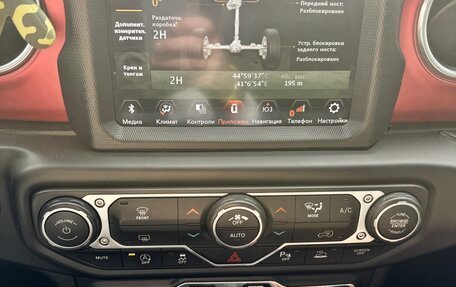 Jeep Wrangler, 2022 год, 6 100 000 рублей, 12 фотография