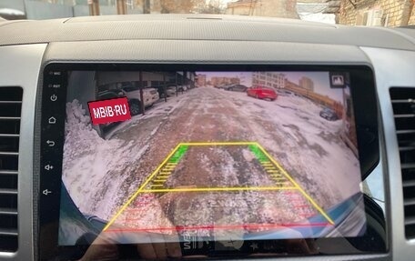 Mitsubishi Outlander III рестайлинг 3, 2006 год, 1 250 000 рублей, 7 фотография