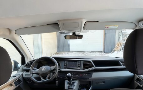 Volkswagen Caravelle T6 рестайлинг, 2020 год, 4 100 000 рублей, 2 фотография