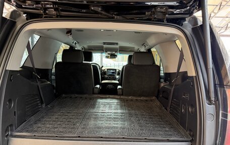 Chevrolet Tahoe IV, 2016 год, 3 850 000 рублей, 7 фотография