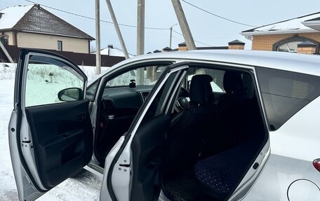 Toyota Ractis II, 2013 год, 1 100 000 рублей, 8 фотография