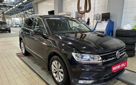 Volkswagen Tiguan II, 2017 год, 2 050 000 рублей, 2 фотография