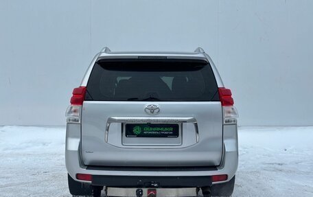 Toyota Land Cruiser Prado 150 рестайлинг 2, 2012 год, 2 570 000 рублей, 6 фотография