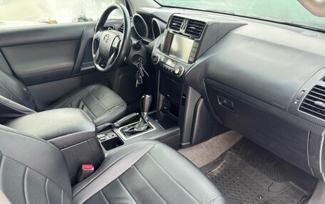 Toyota Land Cruiser Prado 150 рестайлинг 2, 2012 год, 2 570 000 рублей, 18 фотография