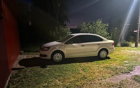 Volkswagen Polo VI (EU Market), 2011 год, 430 000 рублей, 1 фотография