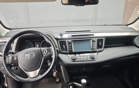 Toyota RAV4, 2017 год, 2 380 000 рублей, 9 фотография