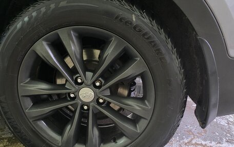 Hyundai Santa Fe III рестайлинг, 2016 год, 2 185 000 рублей, 14 фотография