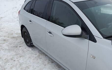 Chevrolet Cruze II, 2013 год, 870 000 рублей, 3 фотография