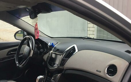 Chevrolet Cruze II, 2013 год, 870 000 рублей, 9 фотография