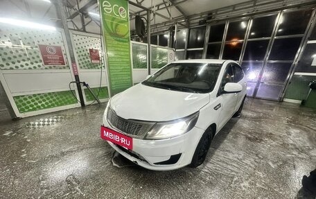 KIA Rio III рестайлинг, 2013 год, 397 000 рублей, 2 фотография