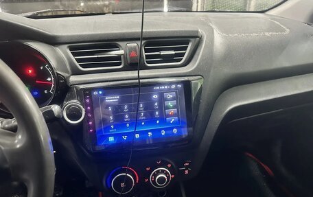 KIA Rio III рестайлинг, 2013 год, 397 000 рублей, 17 фотография