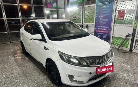 KIA Rio III рестайлинг, 2013 год, 397 000 рублей, 14 фотография
