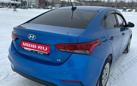 Hyundai Solaris II рестайлинг, 2018 год, 4 фотография