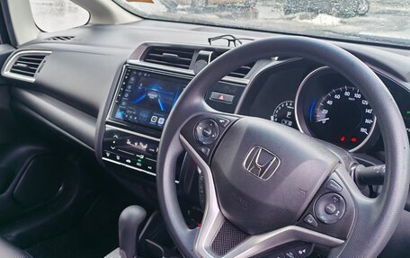 Honda Fit III, 2019 год, 1 250 000 рублей, 5 фотография