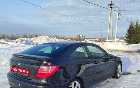 Mercedes-Benz C-Класс, 2003 год, 500 000 рублей, 4 фотография