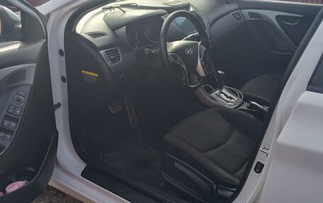 Hyundai Avante, 2012 год, 875 000 рублей, 7 фотография