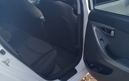 Hyundai Avante, 2012 год, 875 000 рублей, 10 фотография